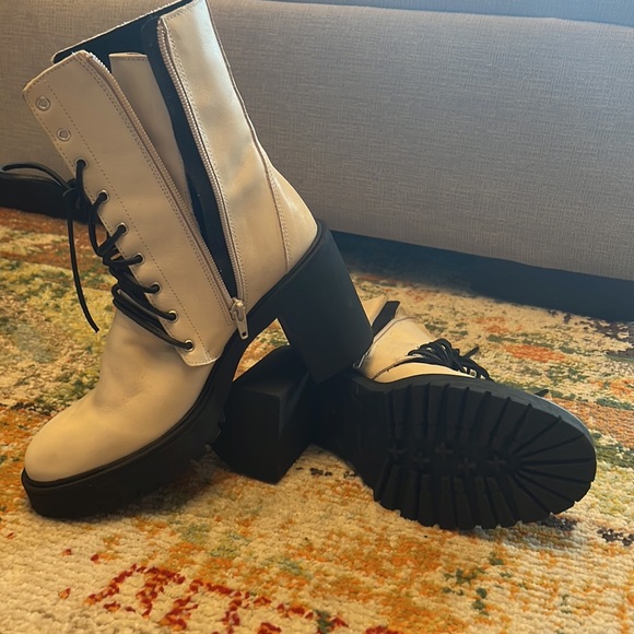 NWOT Free People Dylan Lace Up Boots Sz 39 - Picture 5 of 6